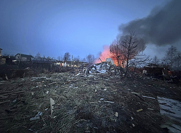 Moskvu zasáhl masivní dronový útok. Čtyři letiště přerušila provoz, jeden mrtvý