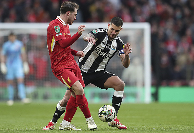 ONLINE: Newcastle - Liverpool, mistr poprvé venku. Potvrdí dobrý start?