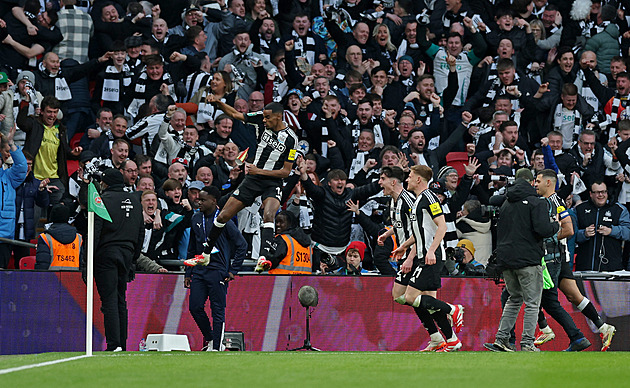 Rekordní léto a Liverpool nekončí. Z Isaka může být nejdražší hráč anglické ligy