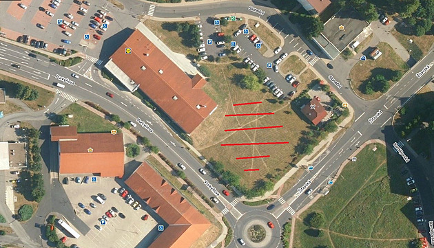 Zastupitelé odsouhlasili zám�r prodeje pozemku na sídli�ti �pi�ák pod prodejnou...