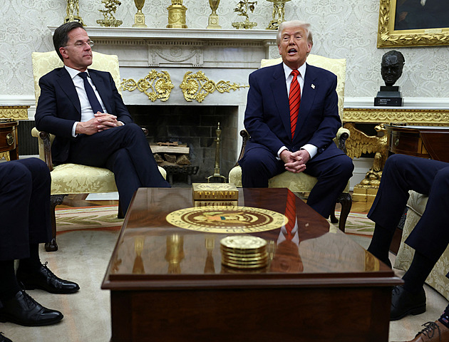 Neomylní vládci neexistují, i když to o sobě tvrdí. A je úplně jedno, kdo je zrovna u vesla