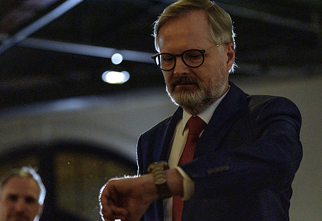 Fiala nastražil past na ANO a SPD, chytil jenom Piráty
