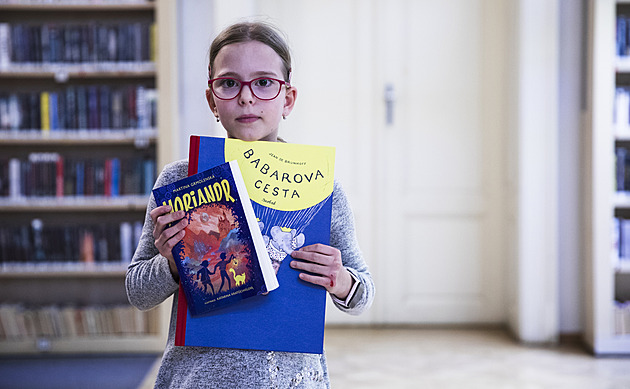 Od chvíle, kdy Mia Bej�ková porozum�la písmenk�m, ji �tení naprosto pohltilo....