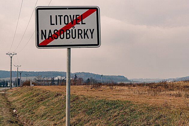 Prostor bývalé skládky v Nasobrkách.