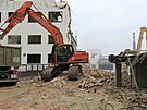 Aktuln demolice a nsledn prvn etapy vstavby bytovho komplexu Urban Park...