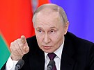 Ruský prezident Vladimir Putin na tiskové konferenci po setkání v Moskv. (13....