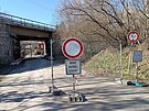U od prvního beznového pondlí je uzaven podjezd pod eleznicí u Hesova. Na...