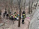 Zchrann akce u zrannho mladka, kter spadl ze skly v Prokopskm dol....
