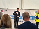 Stavbu nchodskho obchvatu slavnostn zahjil ministr dopravy Martin Kupka...