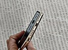 Apple iPhone 16e a Realme 14 Pro+