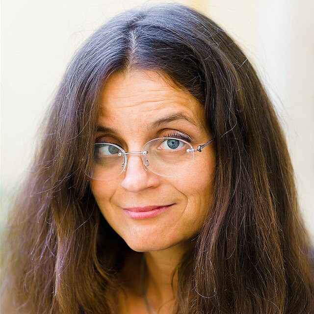 Veronika Valíková ze Spolenosti uitel eského jazyka a literatury