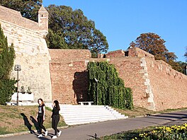 B�lehrad (Srbsko) Také B�lehrad prý získal své jméno podle trosek ran�...