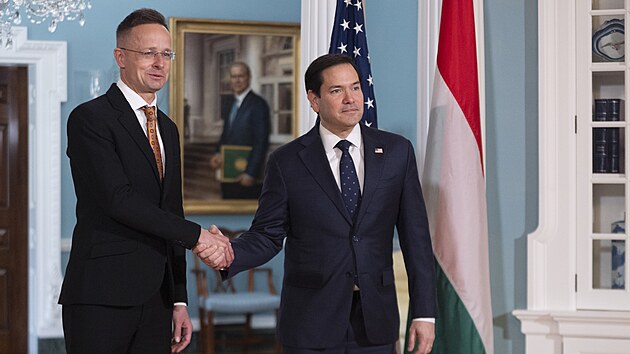 Maarsk ministr zahrani Peter Szijjrt a jeho americk protjek Marco Rubio (4. bezna 2025)