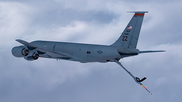 Stroj KC-135 Stratotanker Letectva Spojen�ch st�t� americk�ch.