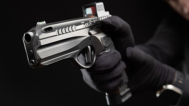 To je onen klenot. ELYSIEN firmy Cr�apeiron je skute�n� zbra� s du��.