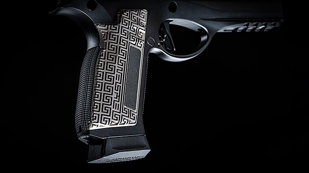 Design ELYSIEN s�hl ke staro�eck�m motiv�m.