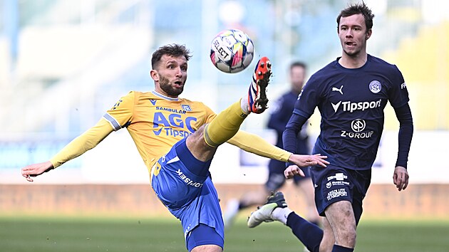 Sonunda başka bir Teplice vuruşunda, trompetçiler daha zayıf bir bacakla karar verdi: kan üzerinde oynadığımız sonlar