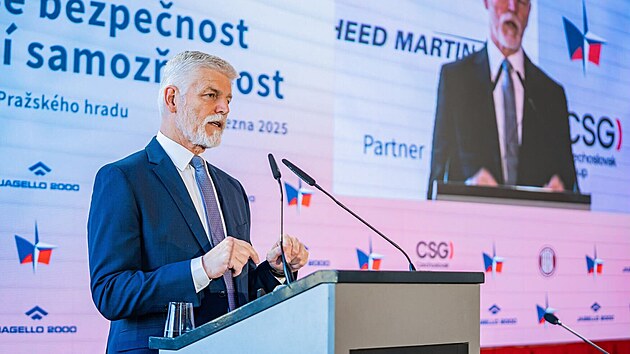V Praze začala konference Naše bezpečnost není samozřejmost, kterou pořádá spolek Jagello 2000. Vystoupil na ní i prezident Petr Pavel. (18. března 2025)