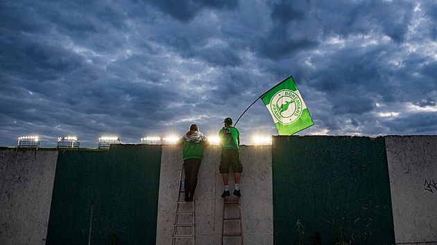 Nejprve �lo jen o p�r odv�livc�. (27. �ervna 2020)