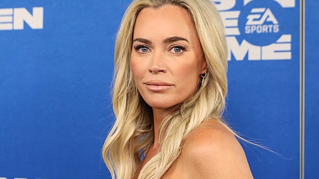 Here�ka Teddi Mellencampov� necel� t�den p�edt�m, ne� se dozv�d�la, �e m� sedm n�dor� na mozku. (7. �nora 2025)