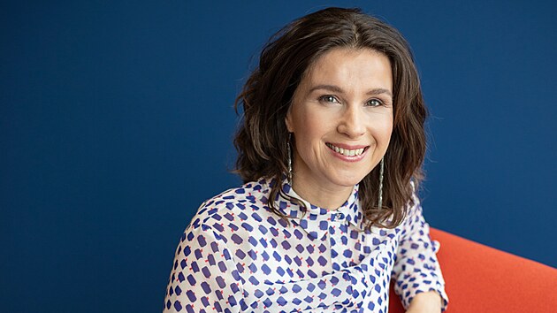 Socioloka Lenka Simersk byla hostem podcastu NA KAFI