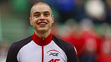 Polský reprezentant Vladimir Semirunnij na rychlobruslaském MS v Hamaru.