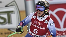 Federica Brignoneová v cíli super-G.