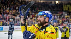 Milan Gula na dkovace po pátém zápase pedkola mezi Motorem eské Budjovice...