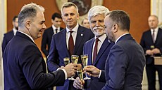Prezident republiky Petr Pavel jmenoval na Pra�ském hrad� nového p�edsedu...