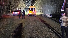 T�i jednotky hasi�� zachra�ovaly dva mu�e, kte�í si pro sv�j turistický cíl...