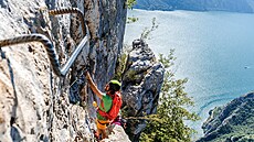 Lezení v oblasti Garda Trentino nabízí krásné výhledy.