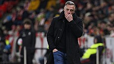 Jablonecký trenér Lubo� Kozel b�hem utkání na Slavii