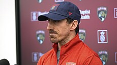 Kanadský úto�ník Brad Marchand dojat� hovo�il o 16 letech v Bostonu.