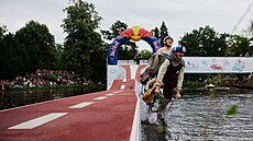 Red Bull Kolo Molo není jen o závod�ní, ale p�edev�ím o zábav�, kreativit� a...