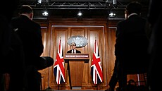 Britský premiér Keir Starmer bhem virtuální schzky svtových lídr vnované...