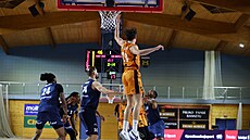 Momentka z utkání Jind�ich�v Hradec - Ostrava.