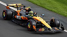 Lando Norris z McLarenu jede kvalifikaci na Velkou cenu Austrálie.
