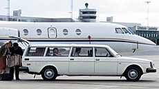 Volvo 245 Transfer