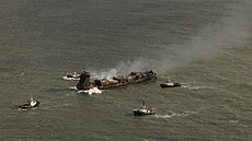 Nákladní lo� Solong se srazila s ropným tankerem Stena Immaculate u pob�e�í...
