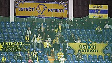 Slovan Ústetí Lvi v zápase druhé hokejové ligy s Vrchlabím. Kotel.