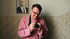 Pavel Pasha Talankin. Bývalý uitel na kole v ruském Karabei, kde...