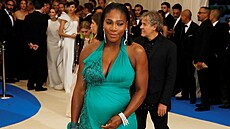 Americká tenistka Serena Williamsová na Met Gala (1. kvtna 2017)