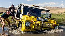 Cestovatel Dan Pibá se po sérii dokument o výpravách s vozy východonmecké...