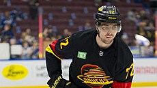 Filip Chytil v retro barvách Vancouver Canucks