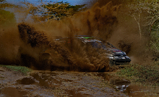 Elfyn Evans z Toyoty vyhrál Safari rallye v Keni.