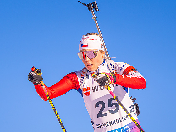 Tereza Voborníková na trati stíhacího závodu na Holmenkollenu