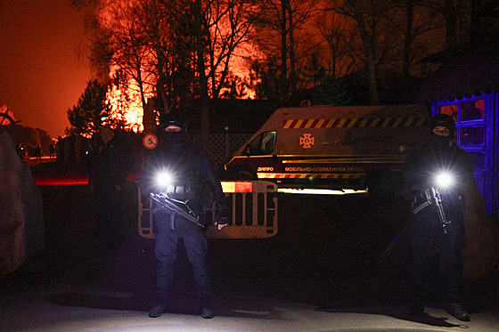 Ruské vzdu�né útoky na ukrajinské pr�myslové m�sto Dnipro vedly k explozím a...
