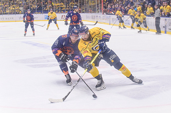 Momentka z utkání mezi Zlínem a Litom��icemi.