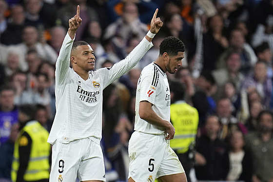 Kylian Mbappé slaví gól do sít Leganés.