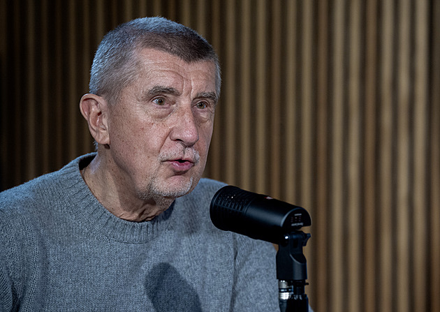 KOMENTÁŘ: Experimenty pana Válka zdraží školní obědy o pětinu, myslí si Babiš